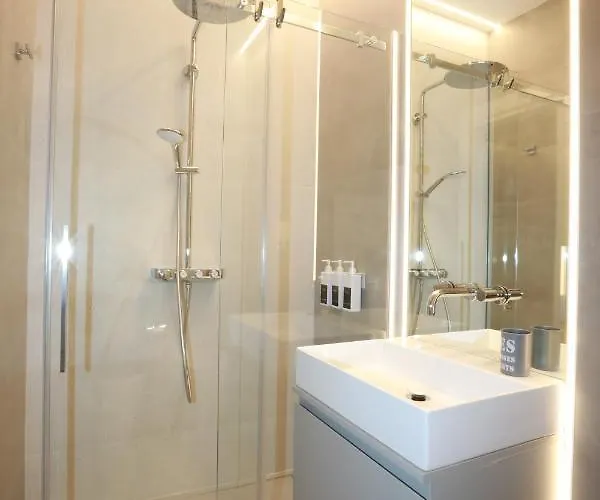 Unique Luxury 4*