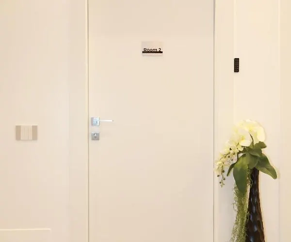 Unique Luxury Oda ve Kahvaltı 4*