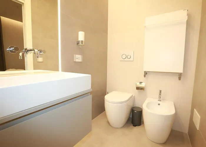 Unique Luxury Oda ve Kahvaltı 4*