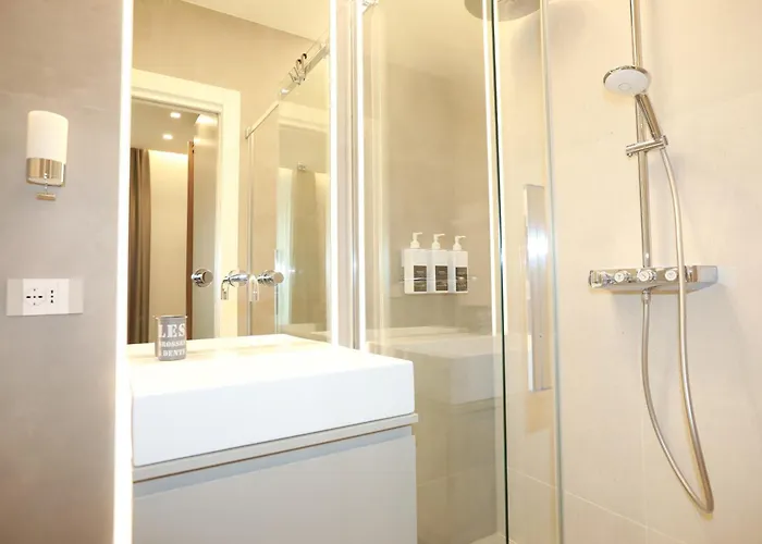 Unique Luxury Oda ve Kahvaltı 4*